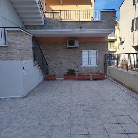 Casa Vacanze Da Tiffany Apartman Porto SantʼElpidio Kültér fotó